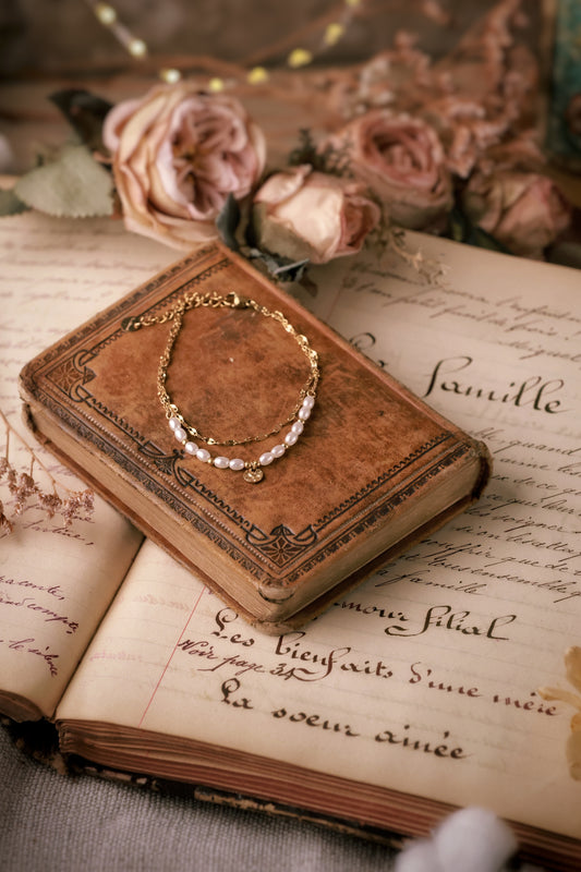 Bracelet "Perles & médaillon"