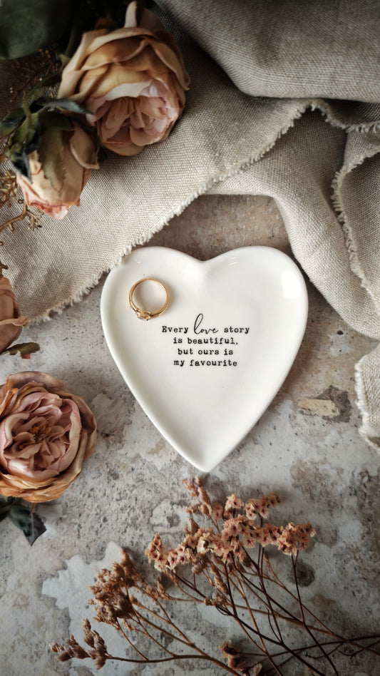 Plat à bijoux "Love Story"